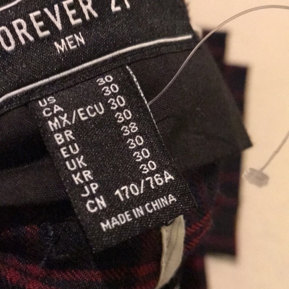 Forever 21 pants for men with a checkered print - Picture 2 of 5